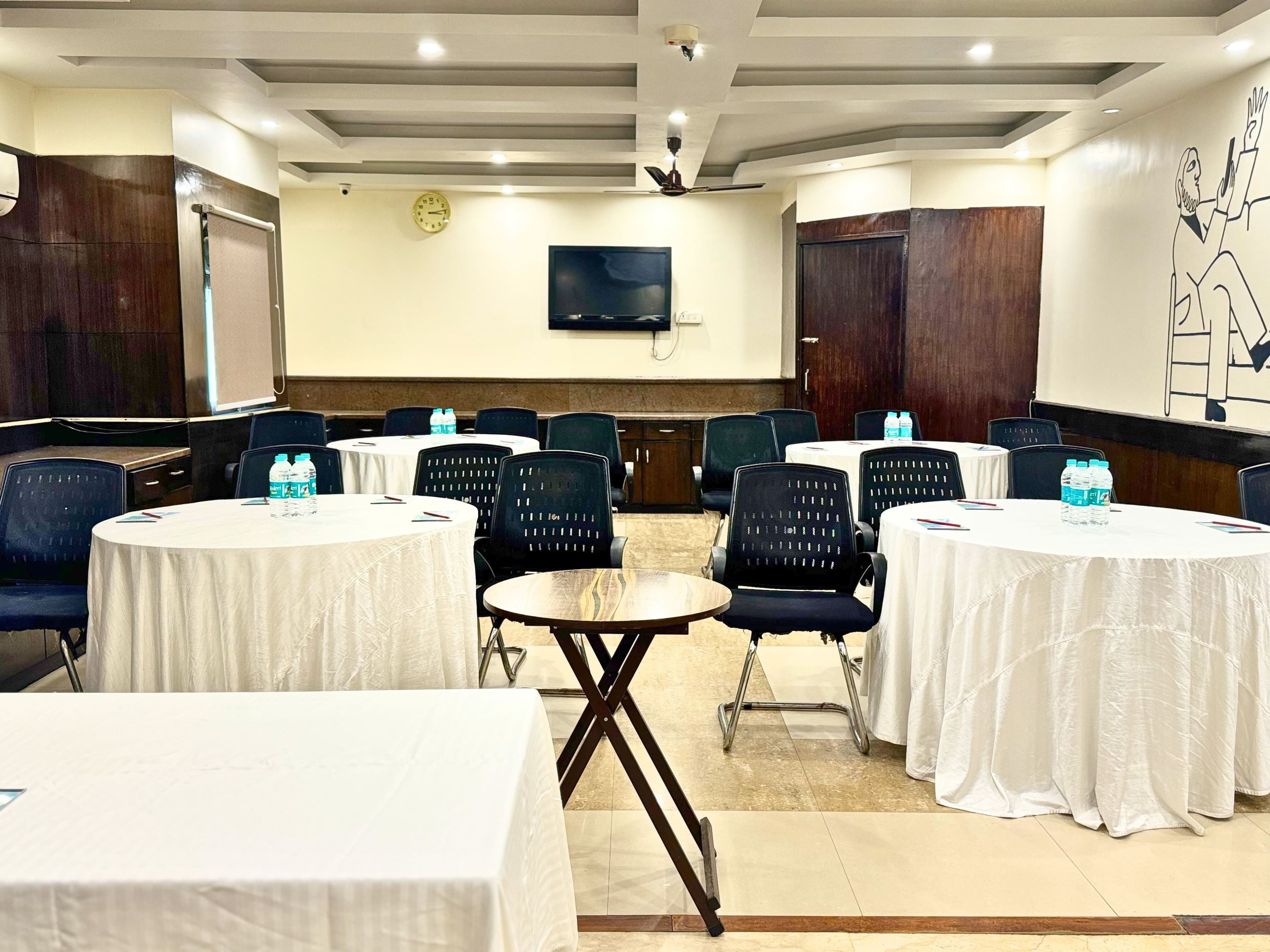 The Oakland Plaza Banquet Hall - Image 9